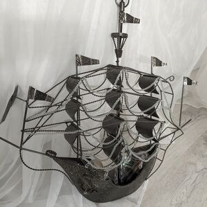 ***VERY RARE*** Pottery Barn Ship Chandelier